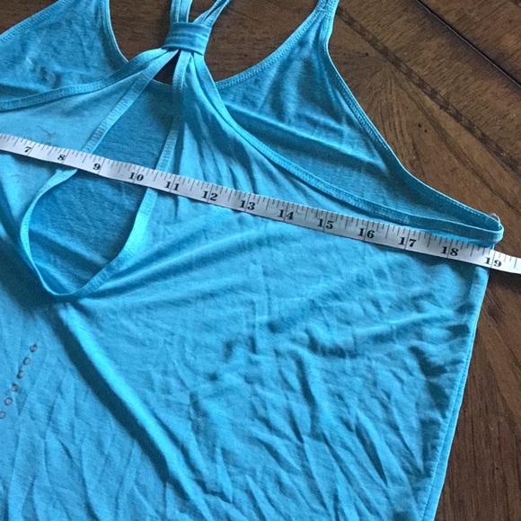 🔥 4/$20 Nike Dri-Fit Racerback top Medium - Picture 4 of 6